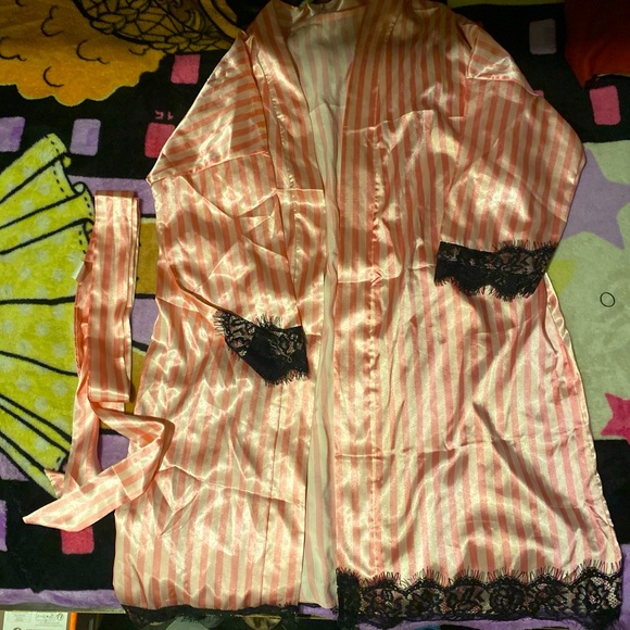 Sleepwear - Picture 1 of 4